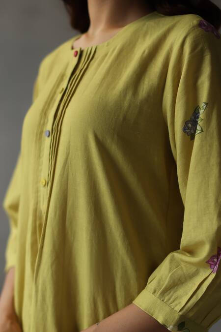 Shop_Roza_Green Linen Floral Round Water Lily Pattern Kurta _Online_at_Aza_Fashions