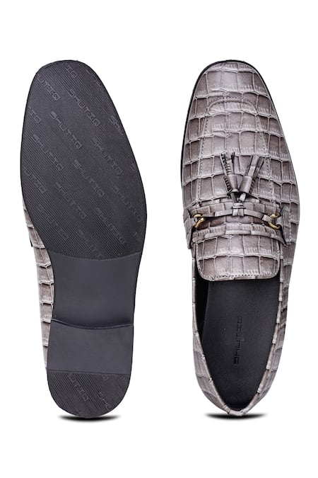 Shop Shutiq Grey Textured Nino Shoes at Aza Fashions Shop_Shutiq_Grey Textured Nino Shoes _at_Aza_Fashions