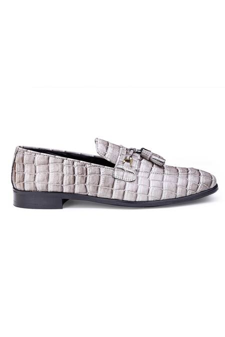 Buy Shutiq Grey Textured Nino Shoes Online at Aza Fashions Buy_Shutiq_Grey Textured Nino Shoes _Online_at_Aza_Fashions