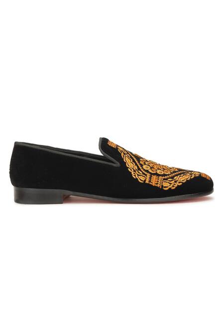 Buy_Shutiq_Black Embroidered Safiya Velvet Shoes _Online_at_Aza_Fashions