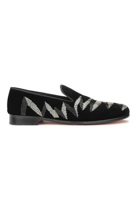 Buy Shutiq Black Embellished Zoor Bead Shoes Online at Aza Fashions Buy_Shutiq_Black Embellished Zoor Bead Shoes _Online_at_Aza_Fashions