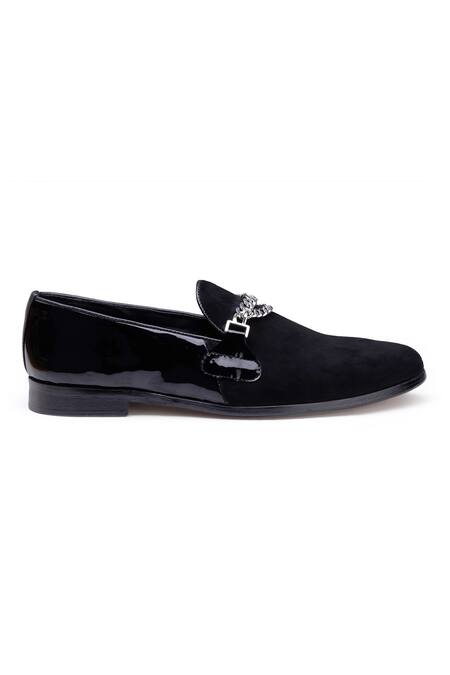 Buy Shutiq Black Embellished Alber Catena Chain Slip-on Shoes Online at Aza Fashions Buy_Shutiq_Black Embellished Alber Catena Chain Slip-on Shoes _Online_at_Aza_Fashions