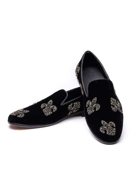 Shutiq Black Beads Fleur De Lis Embellished Velvet Loafers