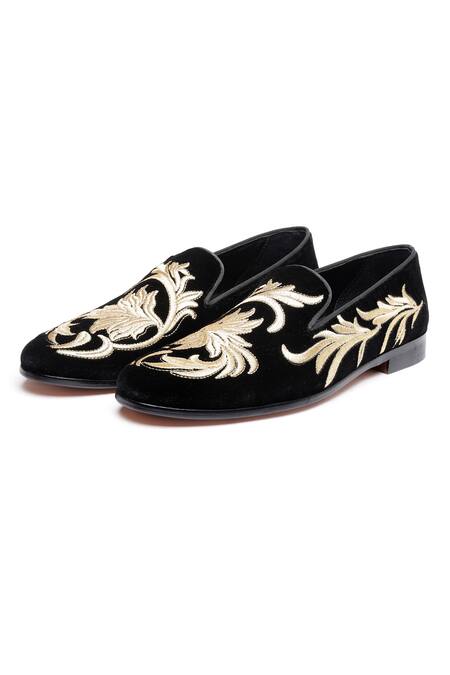 Shutiq Black Gardena Amber Embroidered Velvet Shoes Online at Aza Fashions Shutiq_Black Gardena Amber Embroidered Velvet Shoes _Online_at_Aza_Fashions