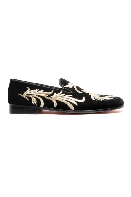 Shop Shutiq Black Gardena Amber Embroidered Velvet Shoes Online at Aza Fashions Shop_Shutiq_Black Gardena Amber Embroidered Velvet Shoes _Online_at_Aza_Fashions