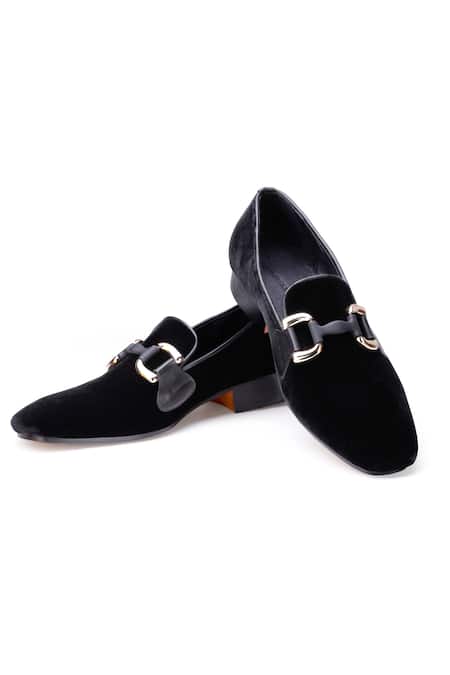 Ethnic Black Velvet Shoes Mojari Online | Bagtesh Fashion