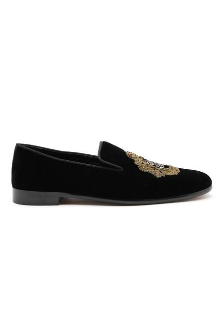 Shutiq_Black Crown Javar Regal Embroidered Slip On Velvet Shoes _Online_at_Aza_Fashions