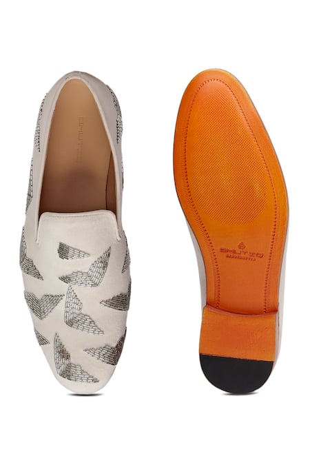 Shutiq Jordani Prism Embellished Velvet Shoes 