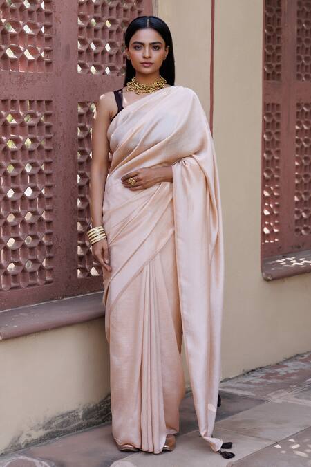Buy_Geroo Jaipur_Beige Silk, Jacquard Tassels Saree With Unstitched Blouse Piece_Online_at_Aza_Fashions