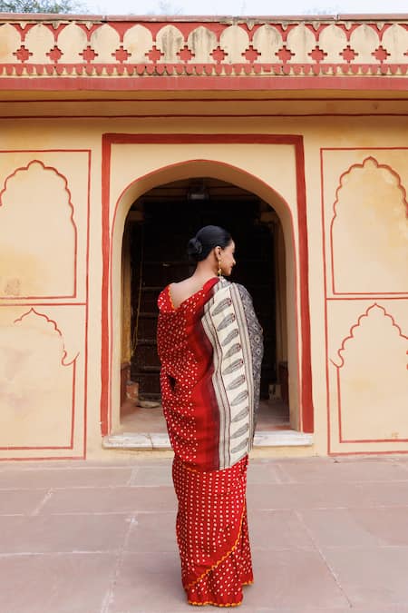 Geroo Jaipur Bandhani Gajji Silk Saree With Unstitched Blouse Piece 