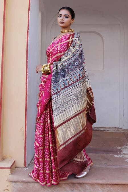 Buy_Geroo Jaipur_Magenta Gingham, Gabardine Gharchola Pallu Saree With Unstitched Blouse Piece _Online_at_Aza_Fashions