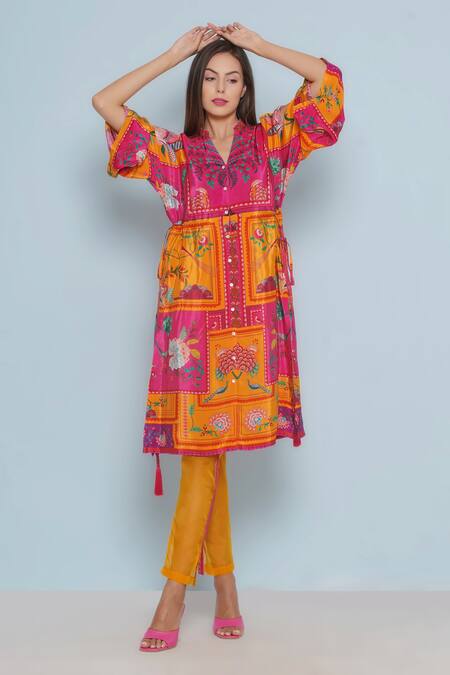 Buy_Limerick By Abirr N' Nanki_Pink Crepe Print Florica Art Mandarin V Neck Zola Tunic  _Online_at_Aza_Fashions