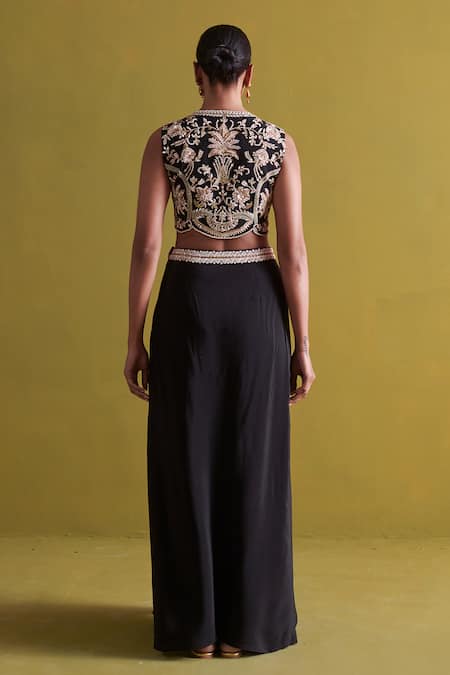 Aarti Sethia Bloom Dabka Embroidered Bustier With Draped Skirt 