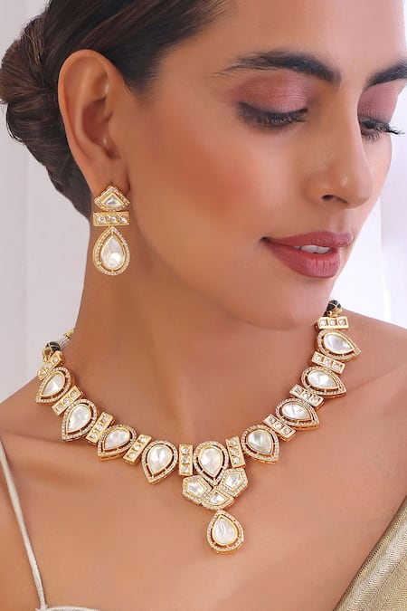 Shop Swabhimann Gold Plated Crystals, Diamonds Geometric Moissani Polki Studded Necklace Set Online at Aza Fashions Shop_Swabhimann_Gold Plated Crystals, Diamonds Geometric Moissani Polki Studded Necklace Set _Online_at_Aza_Fashions
