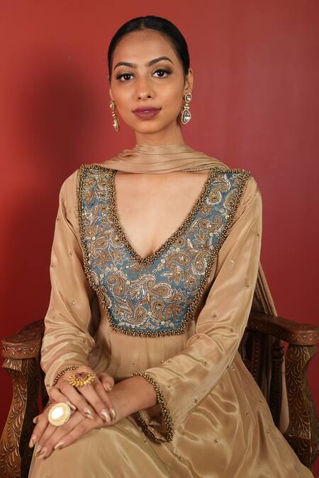 Buy_Enamour By Radha_Gold Crepe, Chiffon Sequins, Zari, Beads, Embroidery V-neck Patch Anarkali Set _Online_at_Aza_Fashions