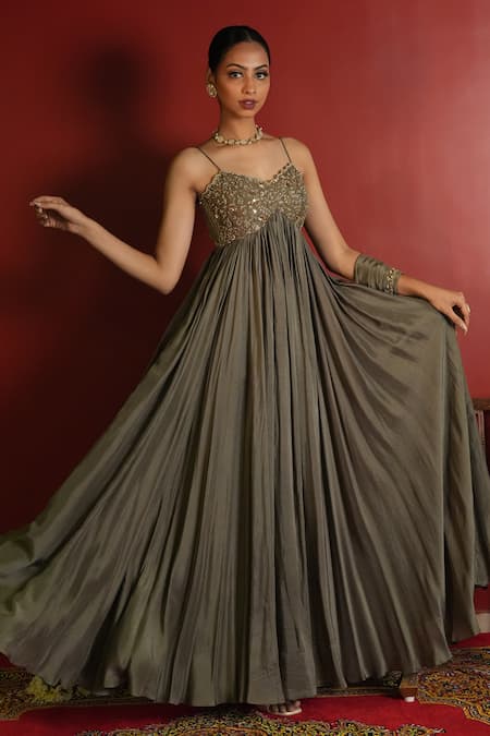 Enamour By Radha_Green Chiffon, Silk Embroidery Sweetheart Neck Zardozi Embellished Anarkali Set _Online_at_Aza_Fashions
