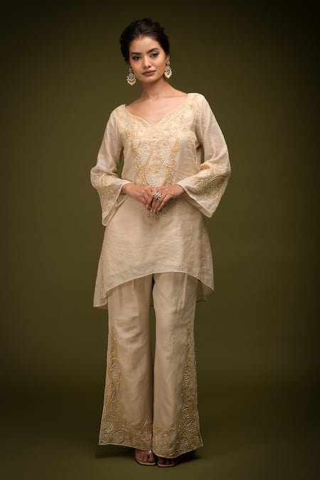 Farha Syed Floral Swirl Cutwork Embroidered Kurta Pant Set 