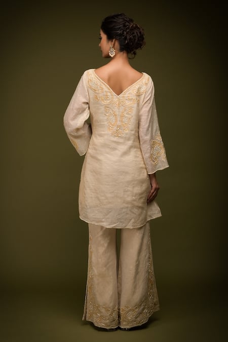 Shop Farha Syed Ivory Handloom Tissue Chanderi Embroidered Floral Swirl Cutwork Kurta Pant Set at Aza Fashions Shop_Farha Syed_Ivory Handloom Tissue Chanderi Embroidered Floral Swirl Cutwork Kurta Pant Set _at_Aza_Fashions