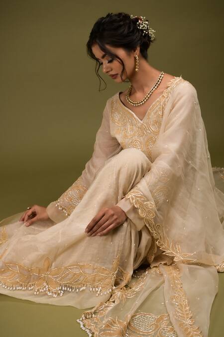 Farha Syed Ivory Taffeta, Organza, Silk Satin, Cutdana Cutwork Anarkali Palazzo Set at Aza Fashions Farha Syed_Ivory Taffeta, Organza, Silk Satin, Cutdana Cutwork Anarkali Palazzo Set _at_Aza_Fashions