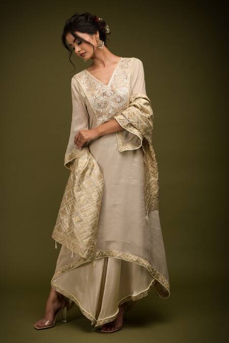 Buy Farha Syed Ivory Brocade Embroidered Cutdana V-neck Floral Jaal Kurta Pant Set Online at Aza Fashions Buy_Farha Syed_Ivory Brocade Embroidered Cutdana V-neck Floral Jaal Kurta Pant Set _Online_at_Aza_Fashions