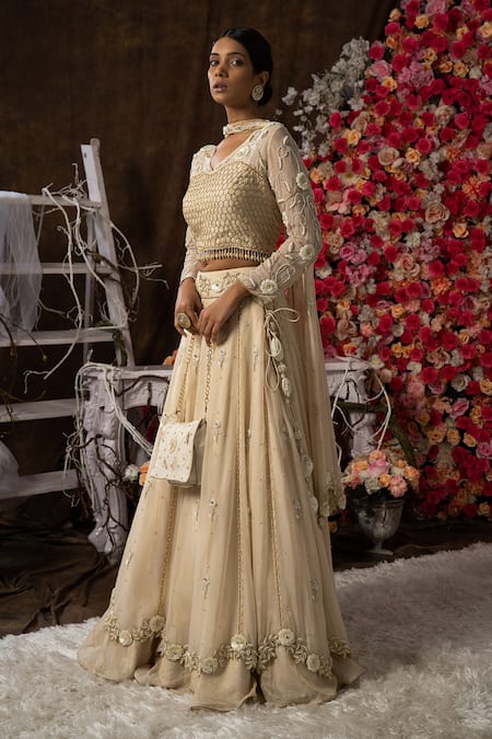 Farha Syed Ivory Organza, Tissue, Chanderi Floral And Cutdana Embroidered Lehenga Set Online at Aza Fashions Farha Syed_Ivory Organza, Tissue, Chanderi Floral And Cutdana Embroidered Lehenga Set _Online_at_Aza_Fashions