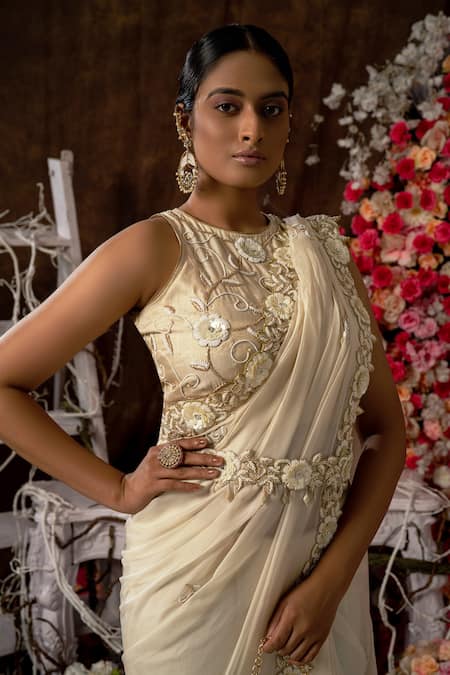 Buy_Farha Syed_Ivory Handloom Cotton, Chanderi, Organza Pearls, Floral Cutwork Border Saree Set _Online_at_Aza_Fashions