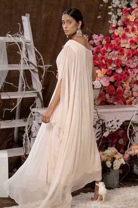 Farha Syed 3D Floral Embroidered Kaftan 