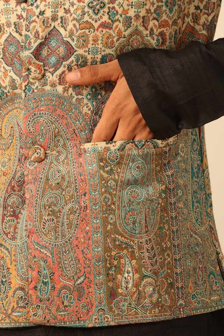 Dusala Multi Color Silk, Wool Embroidery Multicolor Geometric Woven Nehru Jacket Online at Aza Fashions Dusala_Multi Color Silk, Wool Embroidery Multicolor Geometric Woven Nehru Jacket_Online_at_Aza_Fashions