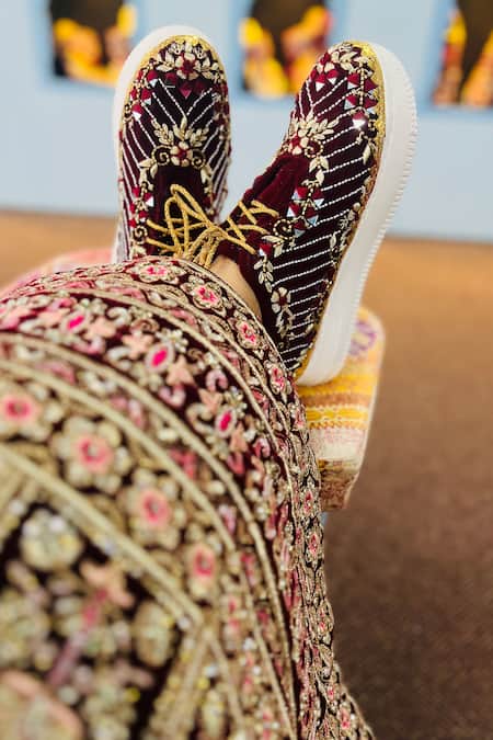 Shop Shiveen Shiveen Maroon Floral Ark Embroidered Sneakers at Aza Fashions Shop_Shiveen Shiveen_Maroon Floral Ark Embroidered Sneakers _at_Aza_Fashions