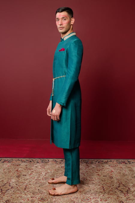Ridhimaa Gupta Avyaa Plain Open Sherwani Set 