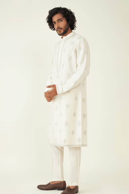 Shop_Ridhimaa Gupta_Off White Viscose, Cotton Embroidery Maahru Floral Zari Kurta With Pant _Online_at_Aza_Fashions