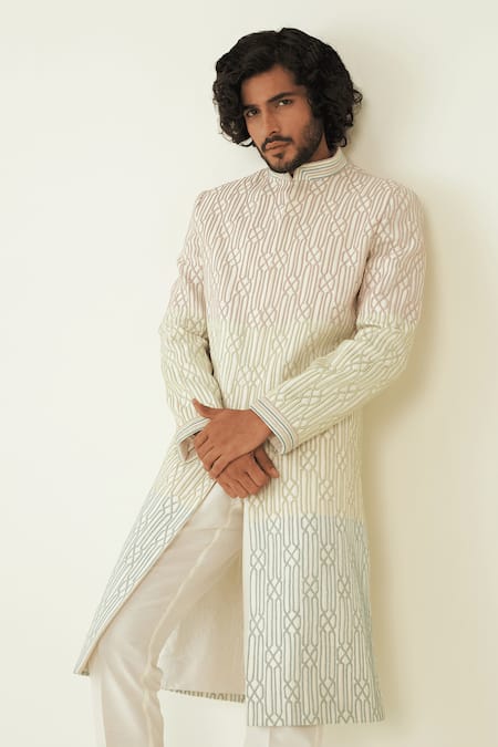 Ridhimaa Gupta_Off White Viscose, Silk Munavvar Resham Geometric Pattern Sherwani Set _Online_at_Aza_Fashions