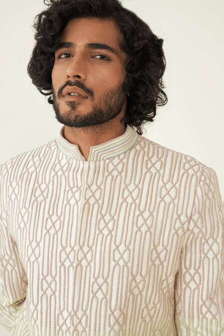 Shop_Ridhimaa Gupta_Off White Viscose, Silk Munavvar Resham Geometric Pattern Sherwani Set _Online_at_Aza_Fashions