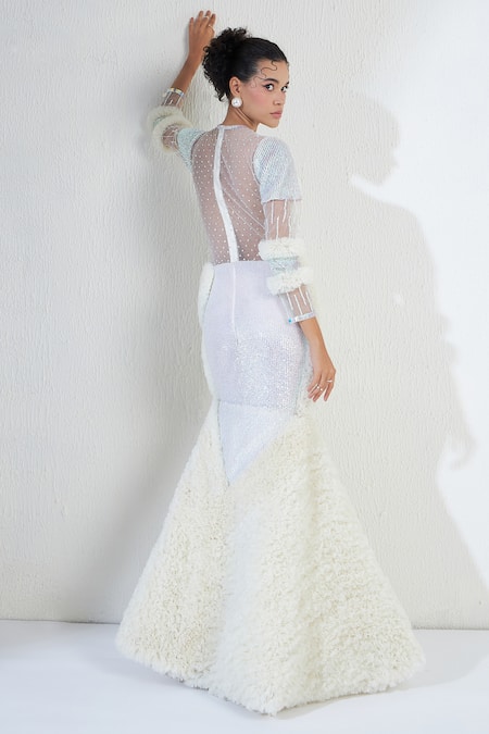 Shop Ridhimaa Gupta Off White Net Sequins, Beads Round Neck Solitary Crystal Tulle Gown at Aza Fashions Shop_Ridhimaa Gupta_Off White Net Sequins, Beads Round Neck Solitary Crystal Tulle Gown_at_Aza_Fashions