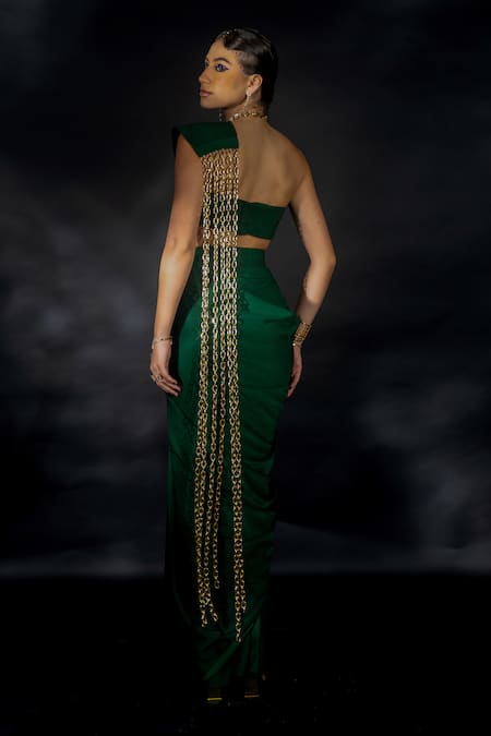 Nikhil Thampi Emerald Green Volvo Tasselled Pallu Pre-draped Saree With Blouse Online at Aza Fashions Nikhil Thampi_Emerald Green Volvo Tasselled Pallu Pre-draped Saree With Blouse _Online_at_Aza_Fashions