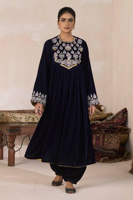 Inej Blue Velvet Sequins Round Neck Embroidered Anarkali And Salwar Set Online at Aza Fashions Inej_Blue Velvet Sequins Round Neck Embroidered Anarkali And Salwar Set _Online_at_Aza_Fashions