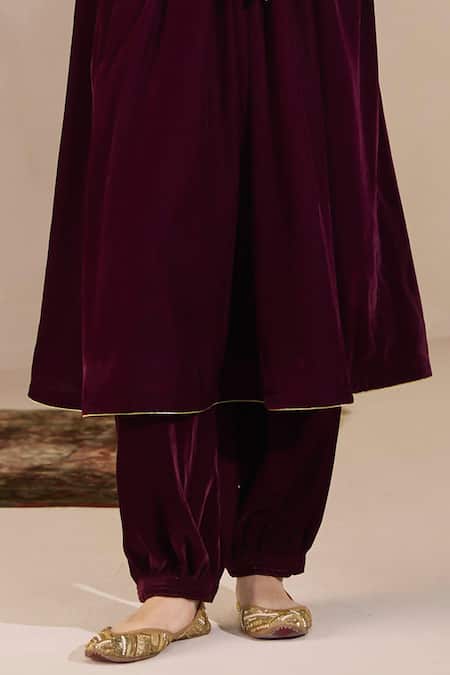 Inej Maroon Velvet Embroidery Round Neck Floral Anarkali And Salwar Set Online at Aza Fashions Inej_Maroon Velvet Embroidery Round Neck Floral Anarkali And Salwar Set _Online_at_Aza_Fashions