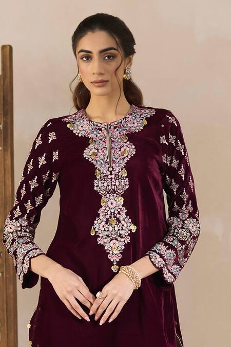 Inej Maroon Velvet Embroidery, Sequins, Gota Patti Kashmiri Kurta And Gharara Set Online at Aza Fashions Inej_Maroon Velvet Embroidery, Sequins, Gota Patti Kashmiri Kurta And Gharara Set _Online_at_Aza_Fashions