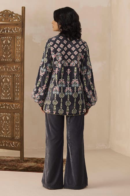 Shop Inej Grey Velvet Sequins, Zari, Embroidery Collared Floral Coat Kurta And Pant Set at Aza Fashions Shop_Inej_Grey Velvet Sequins, Zari, Embroidery Collared Floral Coat Kurta And Pant Set _at_Aza_Fashions