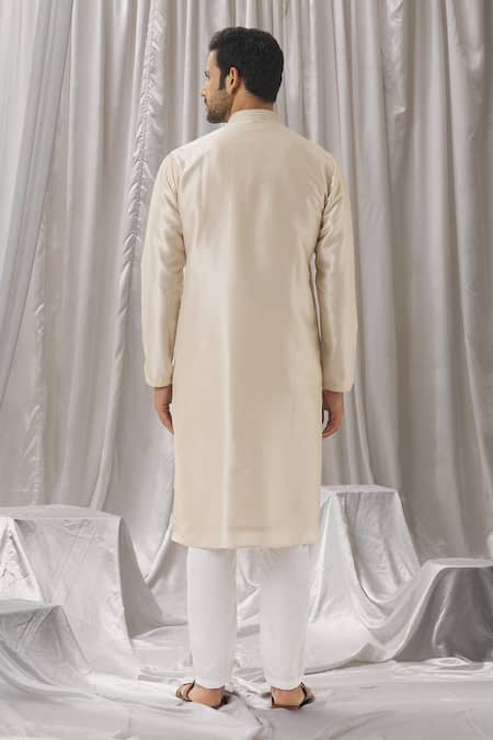 Aariyana Couture Embroidered Placket Straight Kurta With Pant 