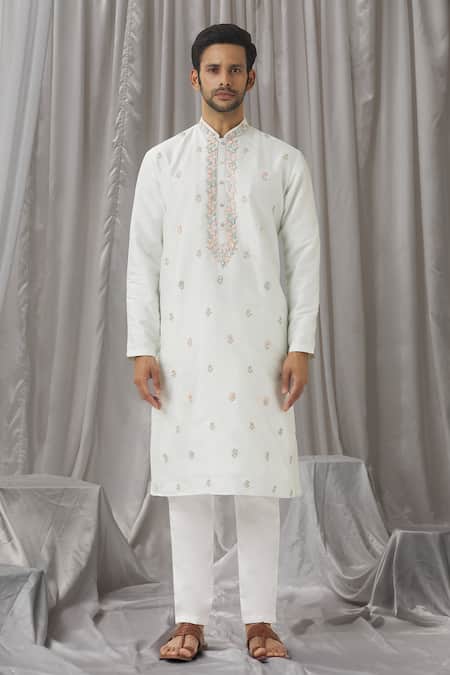 Aariyana Couture Off White Silk, Cotton, Polyester Embroidery Zari Floral Kurta With Pant Online at Aza Fashions Aariyana Couture_Off White Silk, Cotton, Polyester Embroidery Zari Floral Kurta With Pant _Online_at_Aza_Fashions