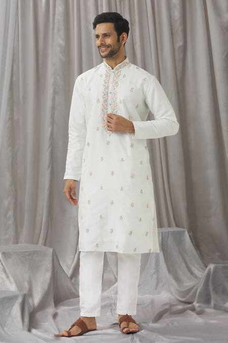Buy Aariyana Couture Off White Silk, Cotton, Polyester Embroidery Zari Floral Kurta With Pant Online at Aza Fashions Buy_Aariyana Couture_Off White Silk, Cotton, Polyester Embroidery Zari Floral Kurta With Pant _Online_at_Aza_Fashions