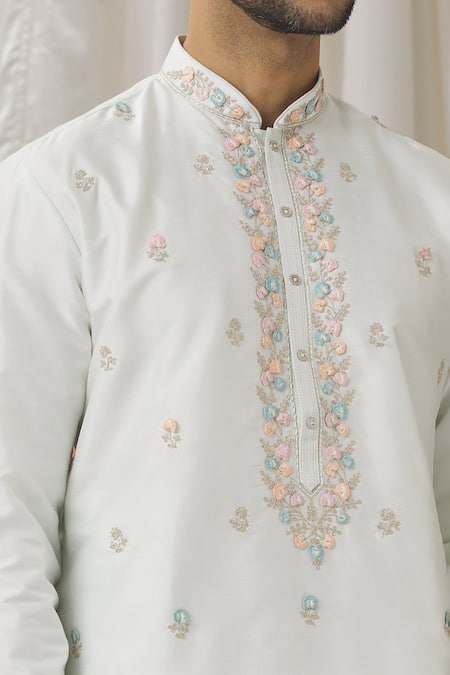 Shop Aariyana Couture Off White Silk, Cotton, Polyester Embroidery Zari Floral Kurta With Pant Online at Aza Fashions Shop_Aariyana Couture_Off White Silk, Cotton, Polyester Embroidery Zari Floral Kurta With Pant _Online_at_Aza_Fashions