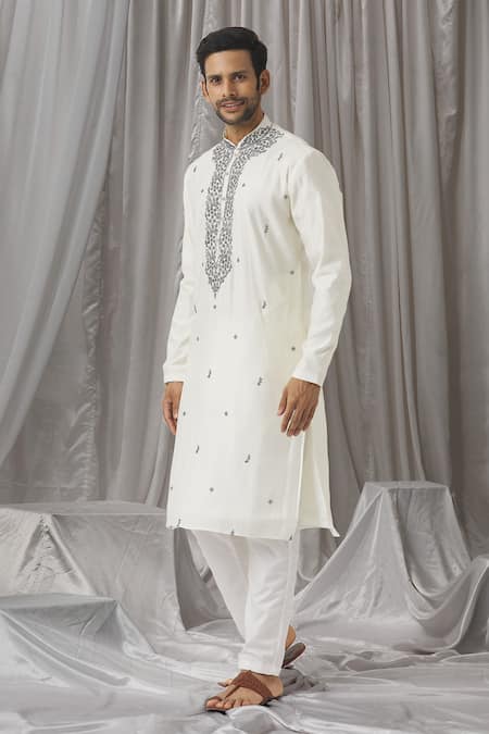 Shop Aariyana Couture White Silk, Cotton, Polyester Embroidery Floral Sprig Kurta With Pant Online at Aza Fashions Shop_Aariyana Couture_White Silk, Cotton, Polyester Embroidery Floral Sprig Kurta With Pant _Online_at_Aza_Fashions