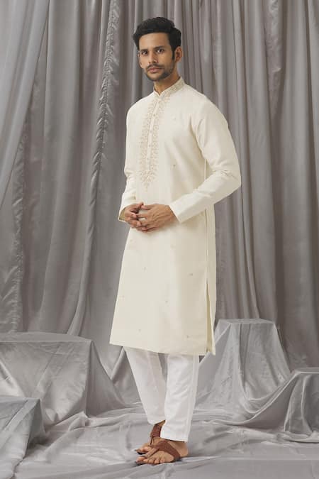 Shop Aariyana Couture White Silk, Cotton, Polyester Floral Mirrorwork Embellished Kurta With Pant Online at Aza Fashions Shop_Aariyana Couture_White Silk, Cotton, Polyester Floral Mirrorwork Embellished Kurta With Pant _Online_at_Aza_Fashions
