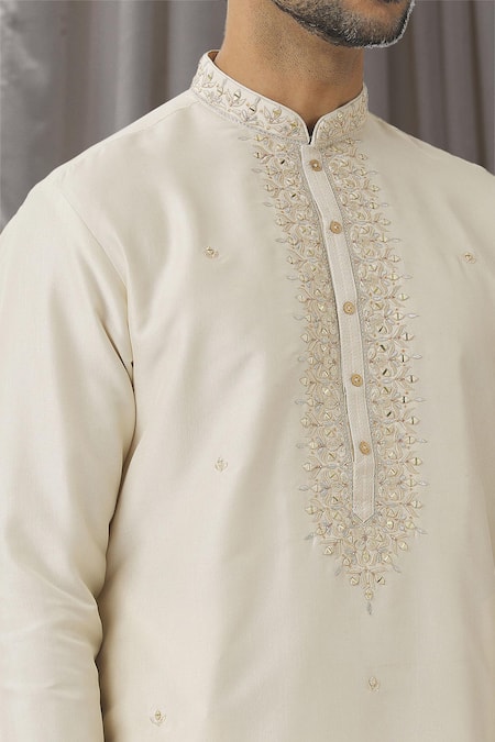 Aariyana Couture White Silk, Cotton, Polyester Floral Mirrorwork Embellished Kurta With Pant at Aza Fashions Aariyana Couture_White Silk, Cotton, Polyester Floral Mirrorwork Embellished Kurta With Pant _at_Aza_Fashions