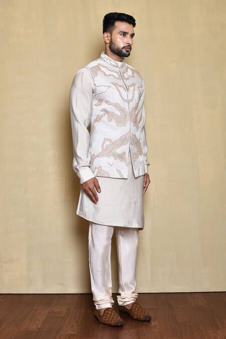 Arihant Rai Sinha_Cream Silk Embroidery Abstract Bundi Kurta Set _at_Aza_Fashions