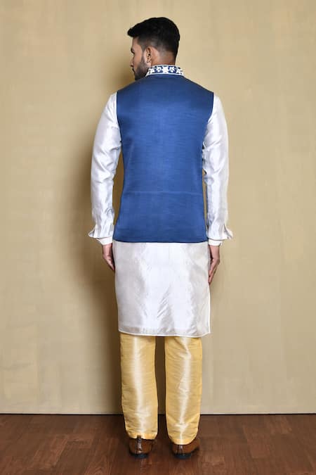Arihant Rai Sinha Floral Embroidered Bundi & Kurta Set 
