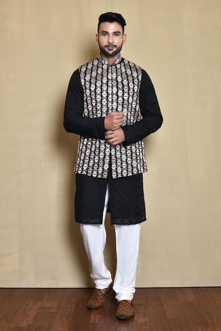 Arihant Rai Sinha Geometric Embroidered Bundi Kurta Set 