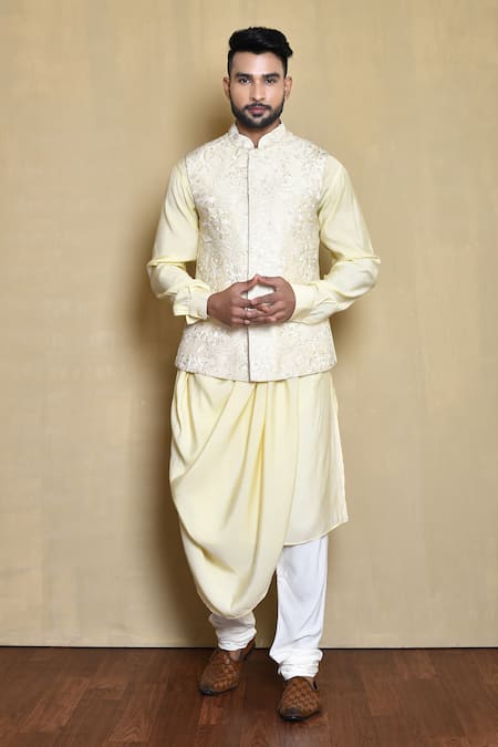 Arihant Rai Sinha Embroidered Bundi & Kurta Set 